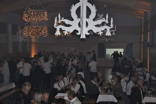 Schwarz-Weiss-Ball